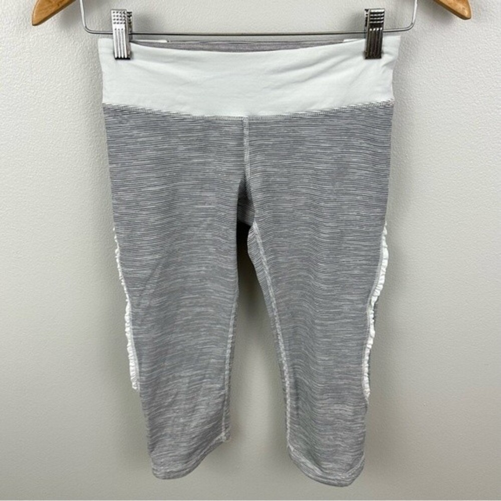 Lululemon Run: Fast Free Crop Leggings Size 4 Gym Workout Outdoor